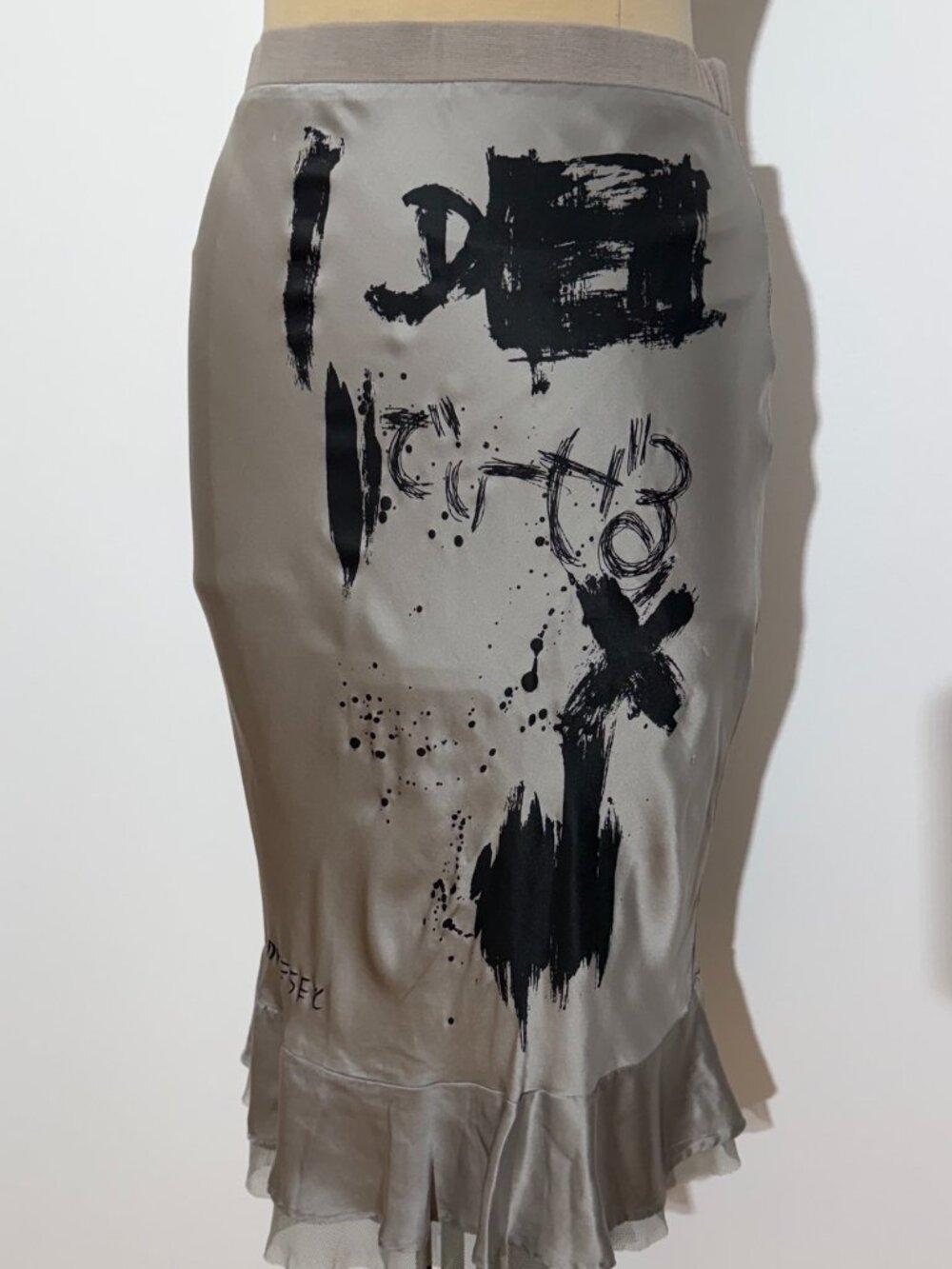 Rare Diesel Y2K Siver Graphic Print Midi Silk Ruffled Hem Skirt